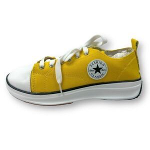 Boutique Women's Size 40 Yellow Canvas Platform Fashion Sneakers